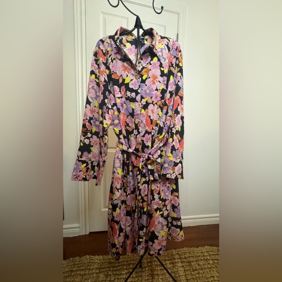 Vero Moda Shirt Dress🔥 NWT - Picture 2 of 8